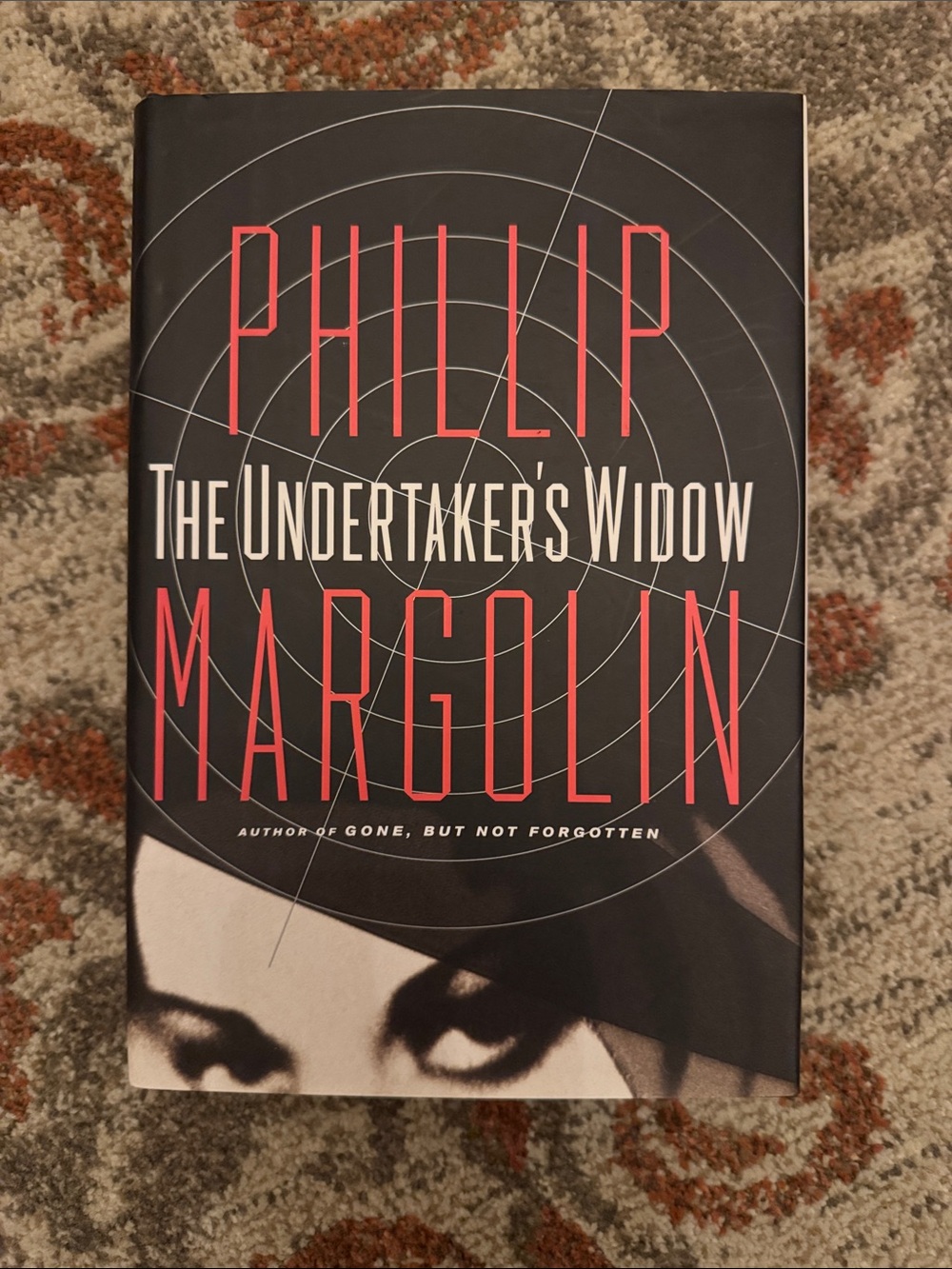 Phillip Margolin "The Undertaker's Widow" Hardcover Book - Black & Red